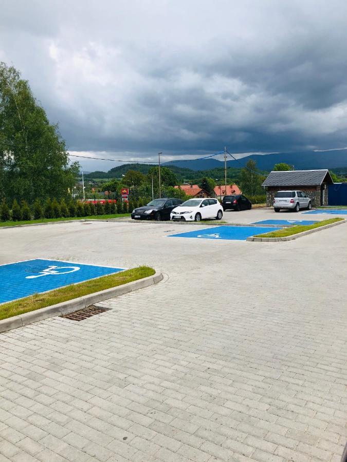 Apartament Happiness Єленя-Ґура Екстер'єр фото