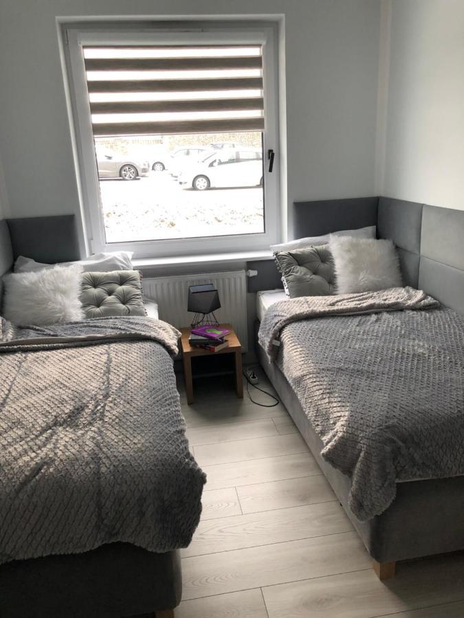 Apartament Happiness Єленя-Ґура Екстер'єр фото