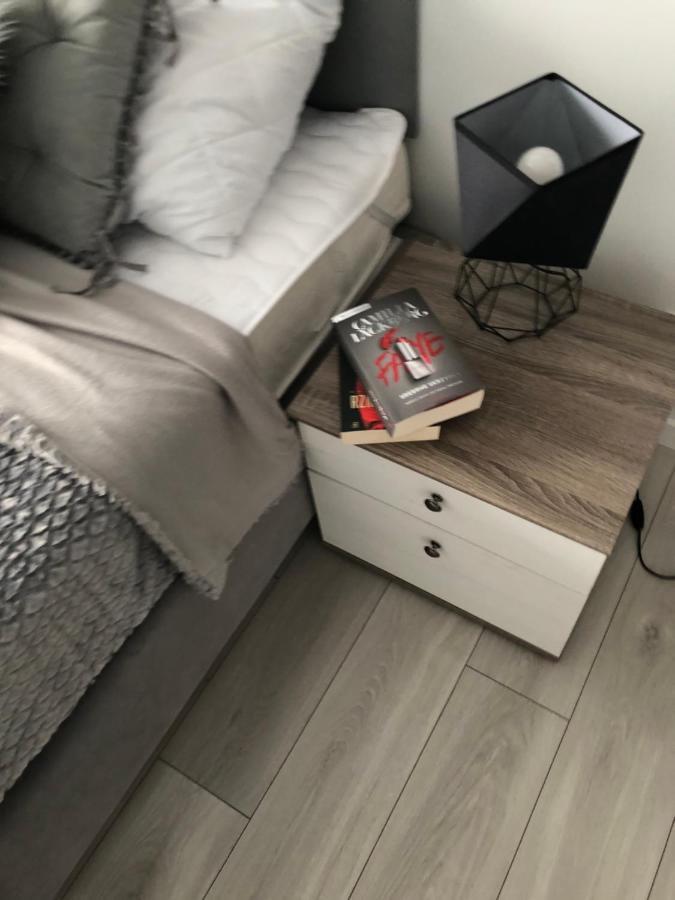 Apartament Happiness Єленя-Ґура Екстер'єр фото