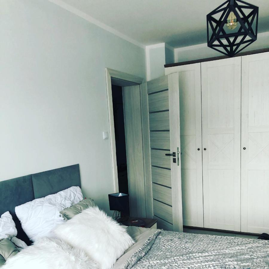 Apartament Happiness Єленя-Ґура Екстер'єр фото